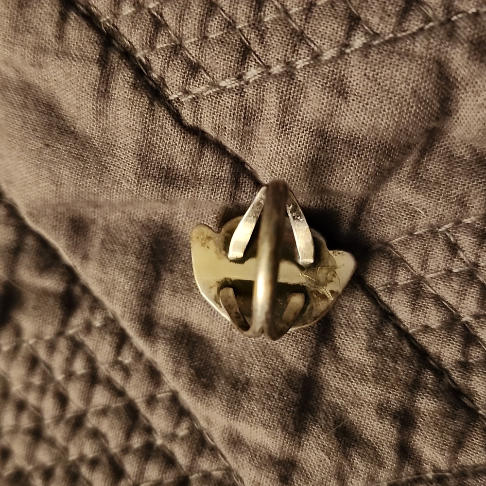 Arizona Navajo coral silver ring. - Picture 7 of 12